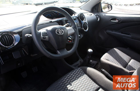 Interior Toyota Etios
