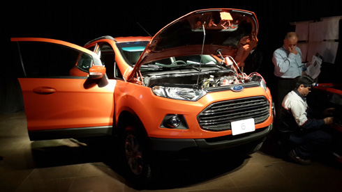 Ford CNHT 2013 Ford CNHT 2013