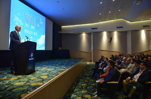 Joachim Maier, presidente de Mercedes-Benz Argentina, en el lanzamiento del Reporte de Sustentabilidad 2013-2014