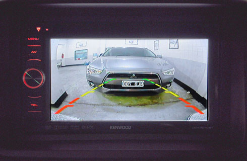 Mitsubishi L200 multimedia