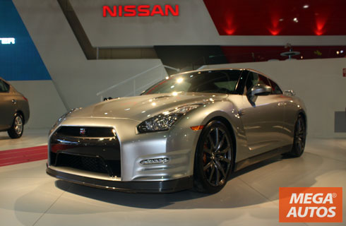Nissan GT-R