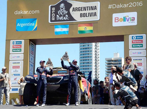 Peugeot Total Dakar 2016