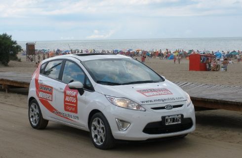 El nuevo Fiesta veraneó en la playa