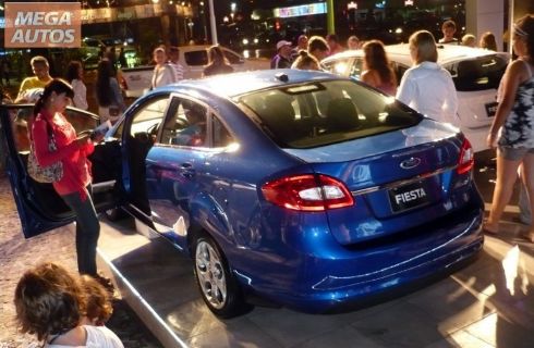 El Kinetic Design se extiende al baúl