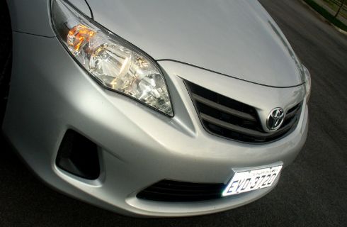 Toyota lanzó el Corolla 2012