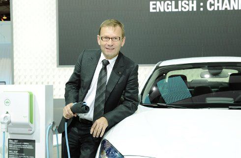 Renuncias y desplazamientos tras el escándalo de espionaje en Renault