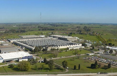 Mercedes-Benz con nuevo turno de producción