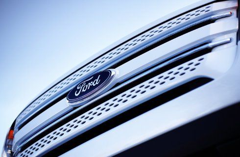 Ford anunció ingresos por 2551 millones de dólares