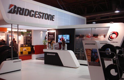Bridgestone presentará el neumático IR01