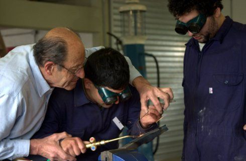 Henkel acompaña a la Fundación Lory Barra