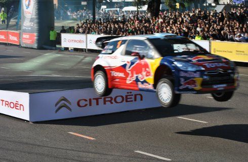 Loeb y Ogier hicieron vibrar el obelisco