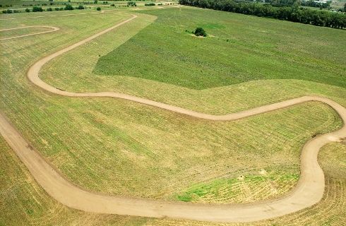 Comienzan a construir la pista en Velociudad