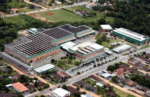 Brasil: venta de autos creció por debajo de 3% en 2011