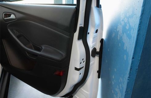 Ford desarrolló un sistema retráctil para evitar rayones