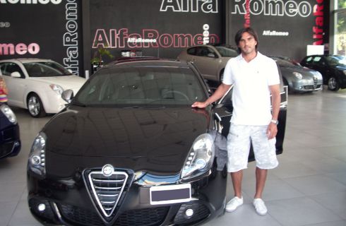 Paco Mayorga y Poroto Cubero, con Alfa Romeo