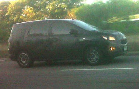 El sucesor de las Chevrolet Meriva y Zafira va mostrando sus formas