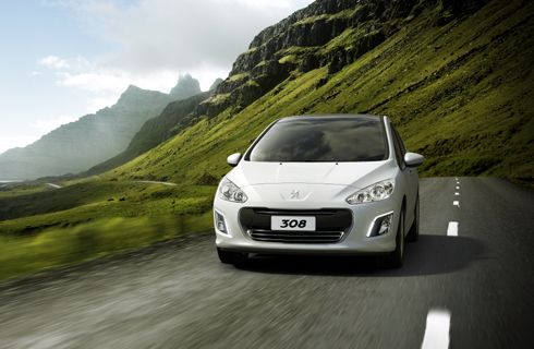 El nuevo Peugeot 308 nacional, explicado por sus máximos responsables