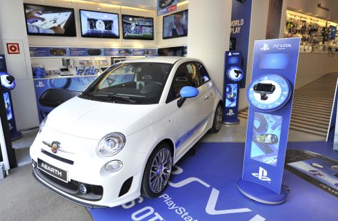 Abarth y PlayStation presentan el nuevo 500 VITA