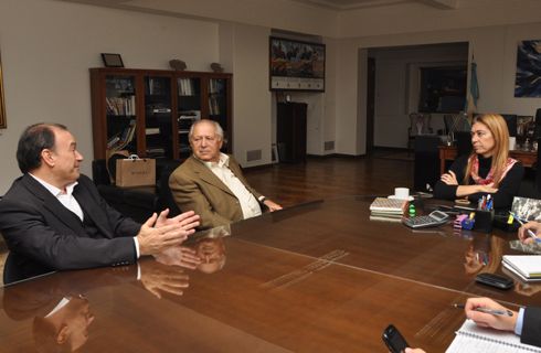 Buscarán que las terminales usen más cueros locales para tapizados