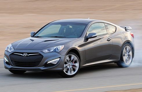 Hyundai: antes que el Veloster, lanzará el restyling de la coupé Génesis