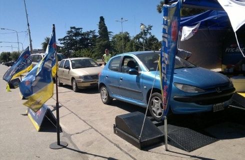 Salón de Detroit: BMW Serie 6 Cabrio y MINI Paceman Concept