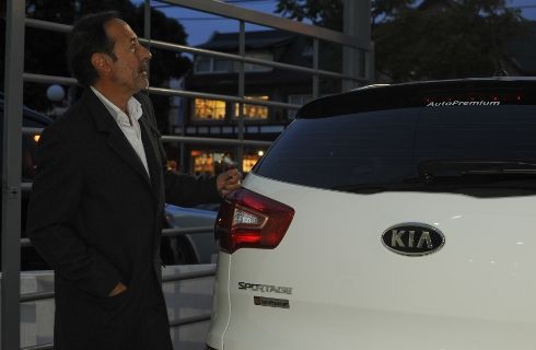 Guillermo Francella probó la Kia Sportage