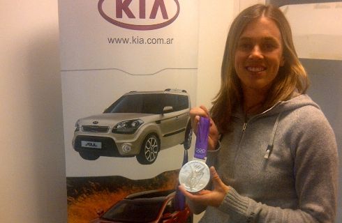 Carla Rebecchi se reencontró con el Kia Picanto