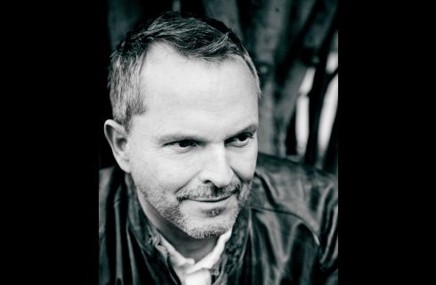 Kia junto a Warner Music