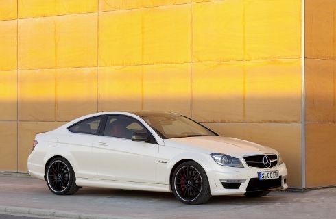 Honda junto a la música