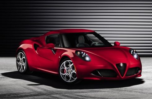 Primicia Mundial: Así es el Alfa Romeo 4C