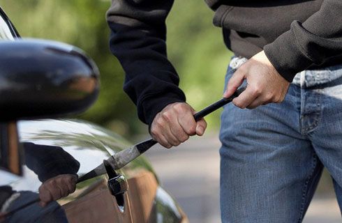 El robo de autos creció un 7,4% en 2012