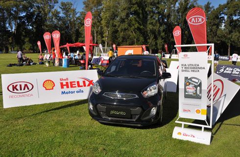 Comenzó el Kia Champ into the arena 2013