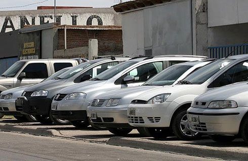 Abril con récord histórico de transferencia de autos usados