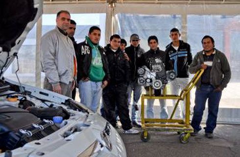 Fiat capacita a la comunidad para generar oportunidades laborales