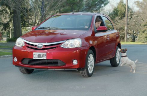 “Perrito”, el spot del nuevo Toyota Etios