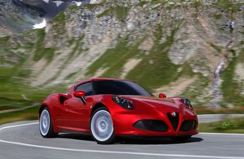 El Alfa Romeo 4C se llevó el premio “Auto Trophy 2013”