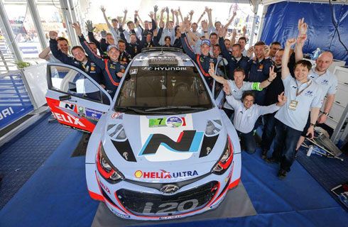 Primer podio en el WRC para el equipo Hyundai-Shell