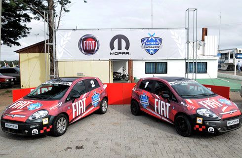 Fiat presente en la escuela de manejo Driver´s Experience