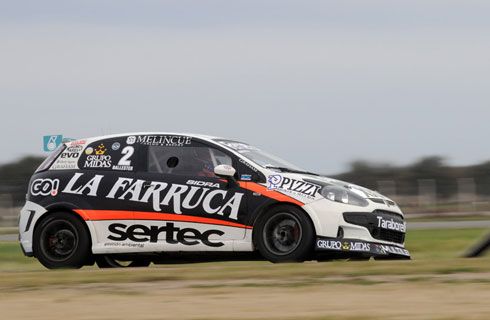 Ballester vuelve a imponerse en la Fiat Abarth Competizione