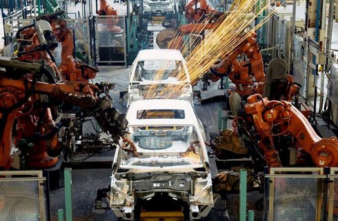 La producción automotriz no repunta, 31,4% abajo en julio