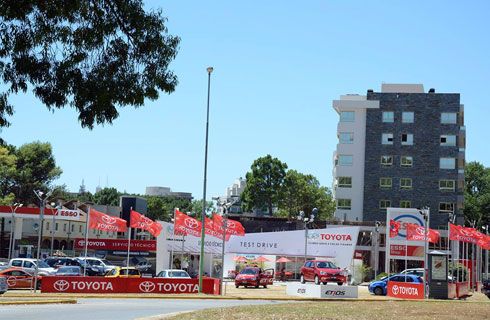 Toyota de vacaciones en Pinamar, Mar del Plata y Villa Carlos Paz