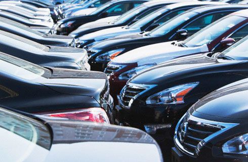 Se patentaron en febrero 41.998 vehículos, una baja del 28,4%