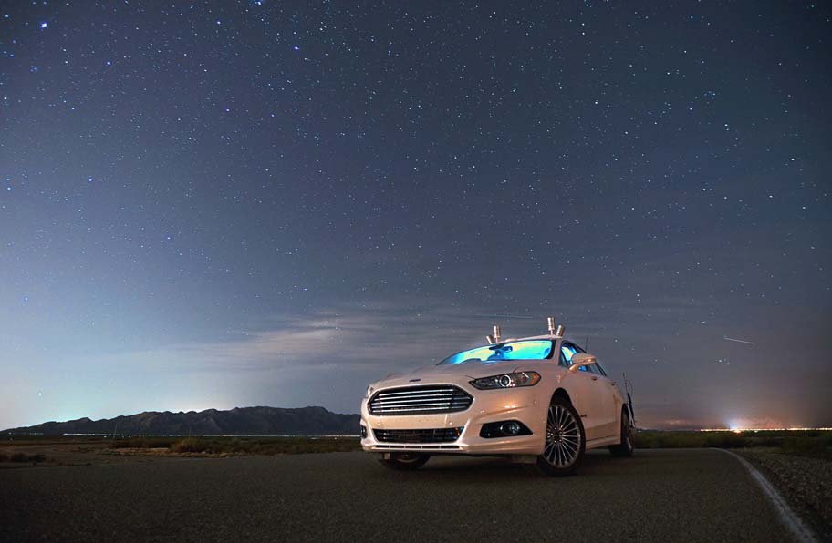Ford prueba el Mondeo autónomo en la oscuridad absoluta