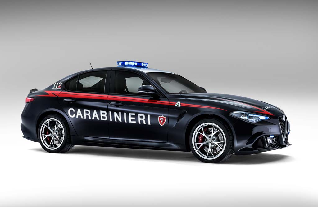 Alfa Romeo Giulia QV Carabinieri