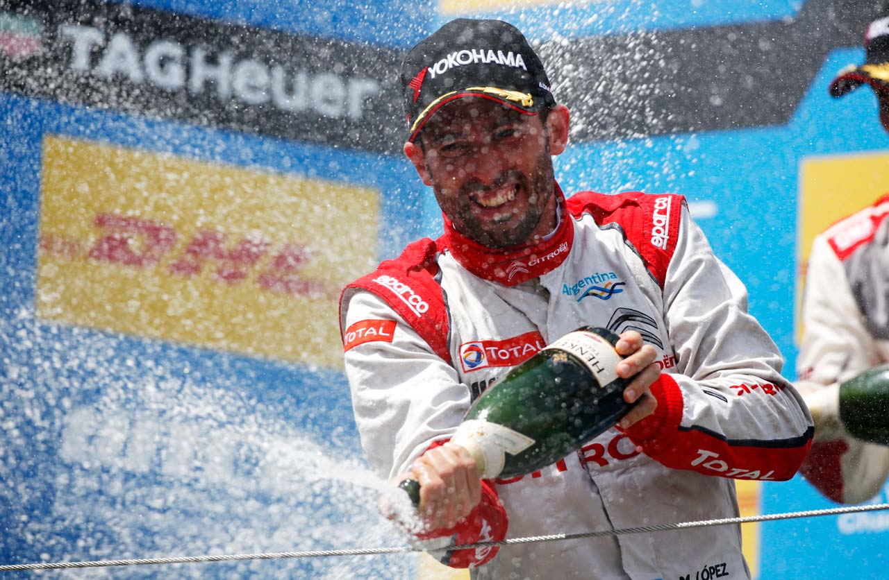 Otro histórico doblete de Pechito, esta vez en Nürburgring