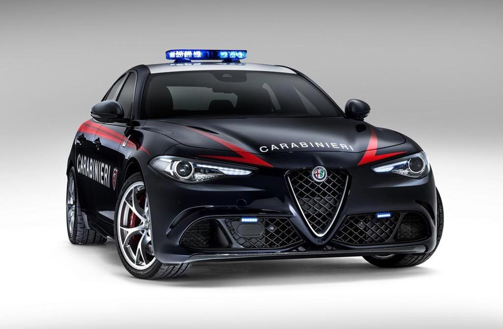 Alfa Romeo Giulia QV Carabinieri
