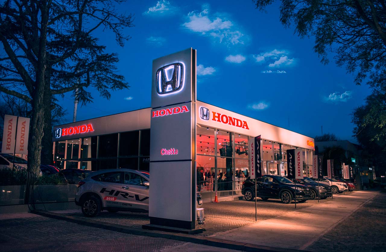 Honda amplía su red de concesionarios de autos y motos en Argentina