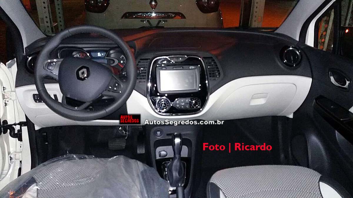 interior Renault Captur brasileño