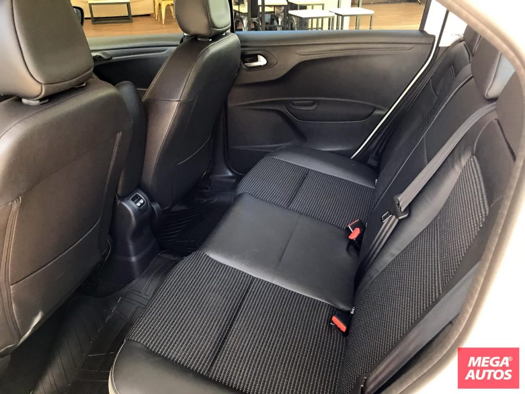 Interior Peugeot 301