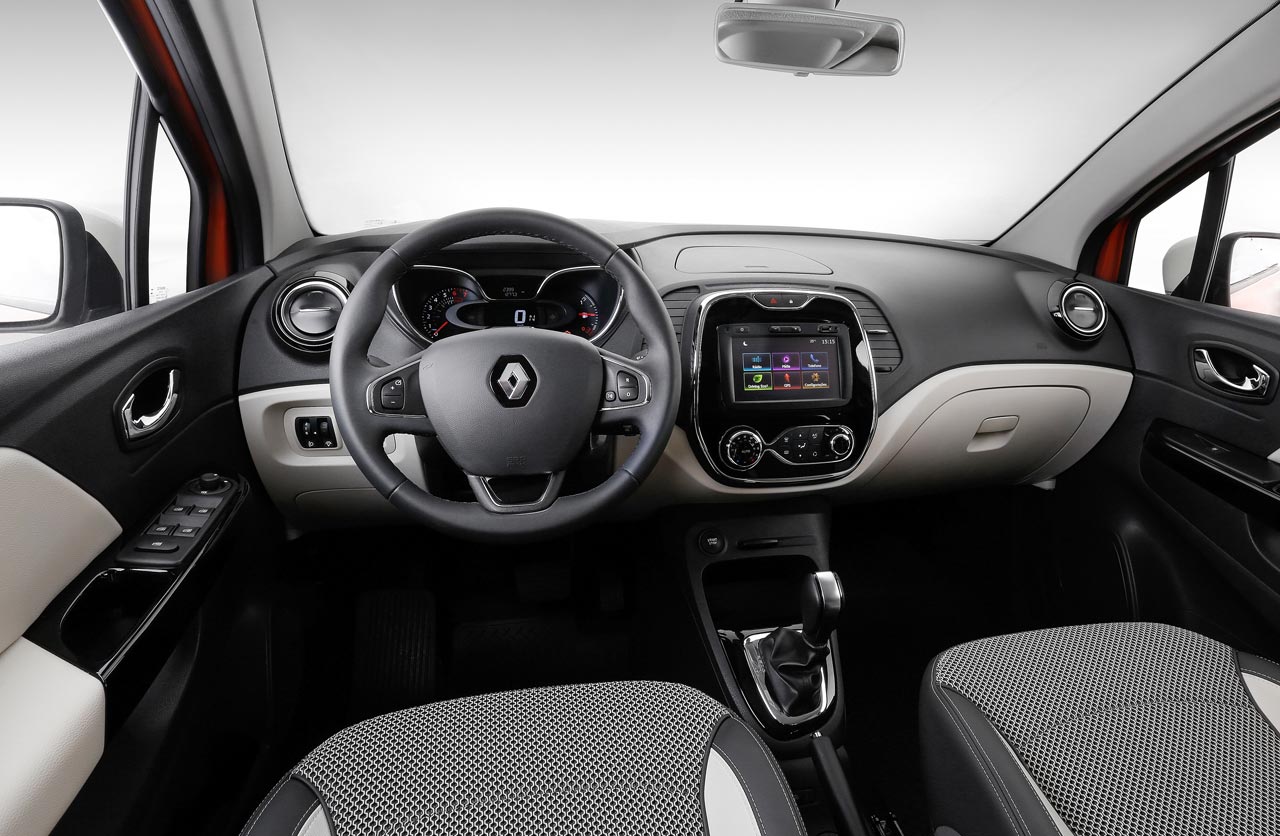 Interior Renault Captur CVT